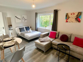Euston Studio by DC London Rooms
